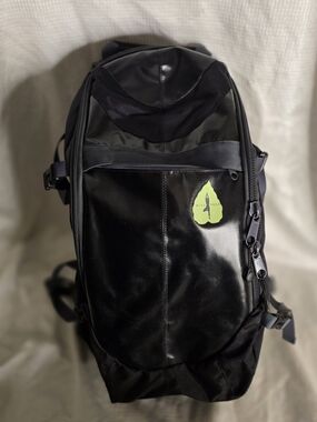 Mantis Be Present  Travel Backpack Glossy Tpu